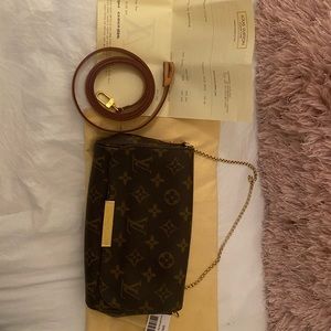 Louis Vuitton Favorite PM Monogram